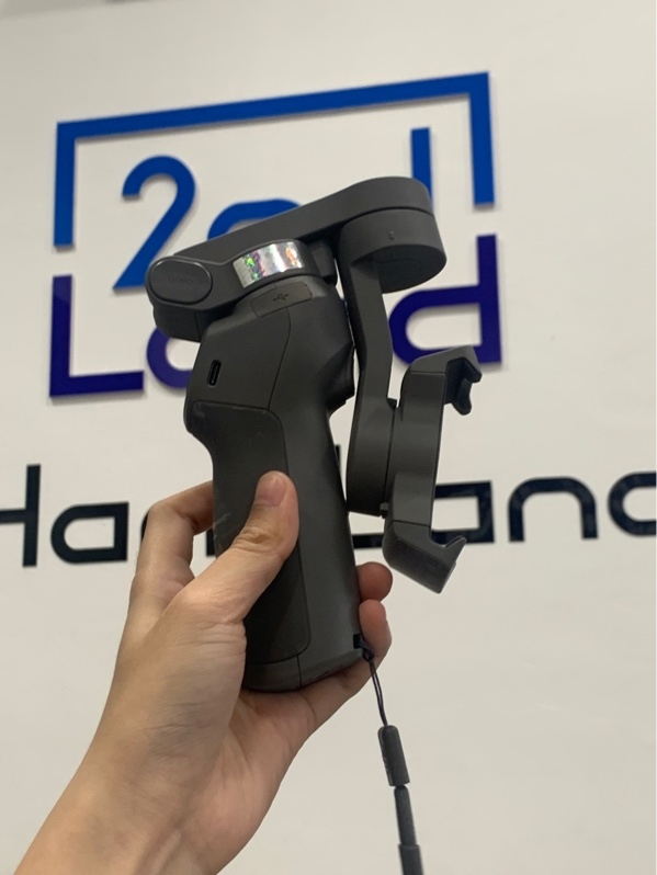 Gimbal DJI osmo mobile 3 - Màu xám - Ngoại hình: 97% - Trầy, thiếu tripod - Kèm túi