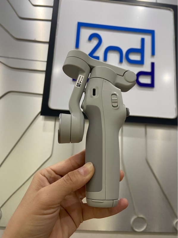 Gimbal DJI Osmo Mobile 7 - Màu xám - Ngoại hình: 98% - Kèm Box, kẹp magetic, túi vải - Còn BH đến 26/12/2026