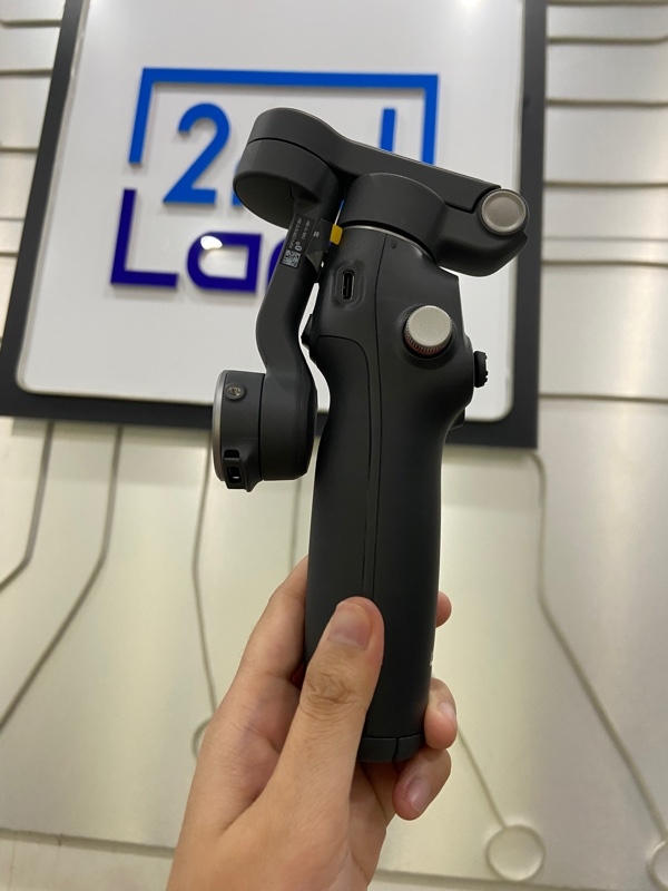 Gimbal DJI Osmo Mobile 8 - Màu đen xám - Ngoại hình: 98% - FullBox