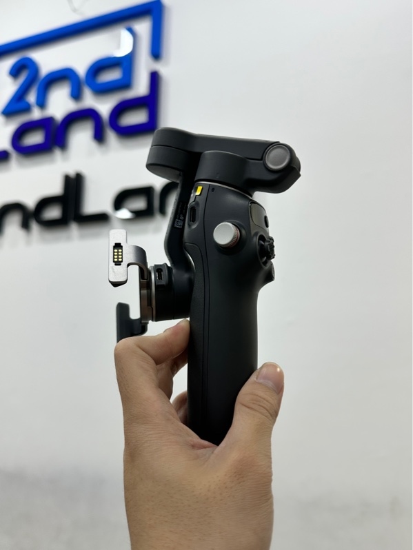 Gimbal DJI osmo mobile 8 - Màu xám - Ngoại hình 98% - Kèm box + Túi đựng + Module