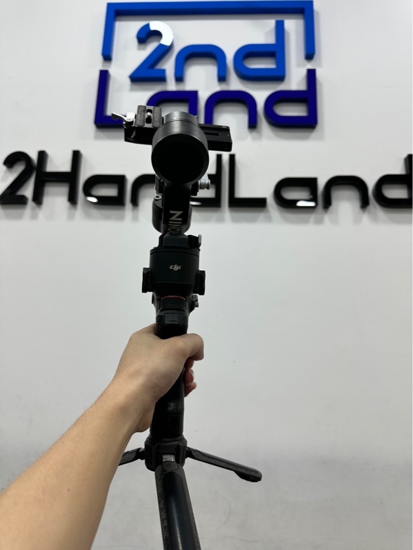 Gimbal DJI Ronin-RS3 - Màu đen - Ngoại hình 97% - Chân trầy sơn - Kèm túi + Chân đứng