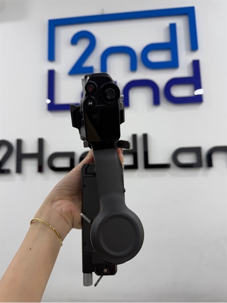 Gimbal DJI Ronin RS3 - Màu đen - Ngoại hình 98% - Thiếu pat đỡ len , thiếu 2 dây sạc , kèm Box 2