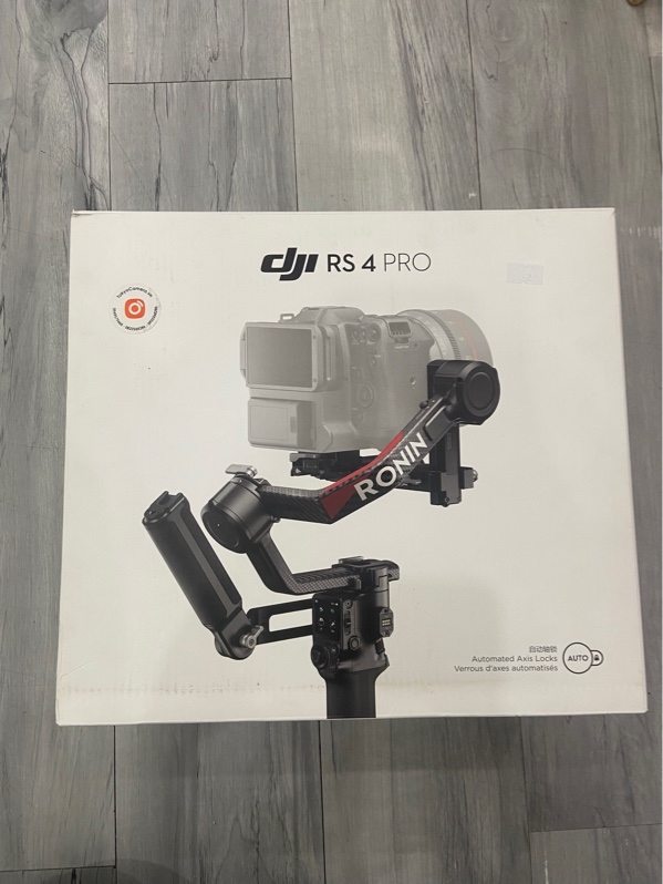 Gimbal DJI Ronin RS4 Pro - Màu xám - Ngoại hình: 97% - Trầy xước cấn, ố nặng, thiếu đế kẹp máy ảnh - Kèm Box + túi đựng + cáp