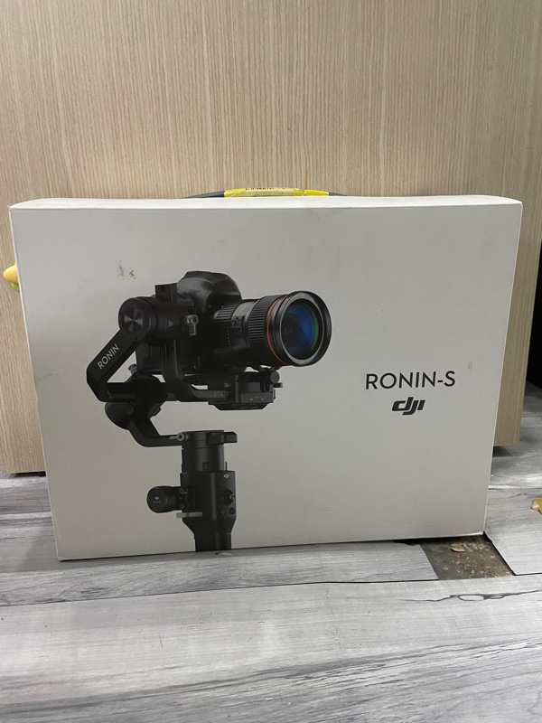 Gimbal DJI Ronin S - Màu đen - Ngoại hình: 98% - FullBox