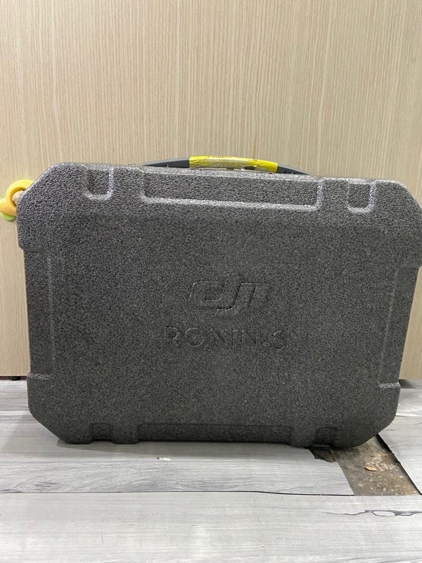 Gimbal DJI Ronin S - Màu đen - Ngoại hình: 98% - FullBox