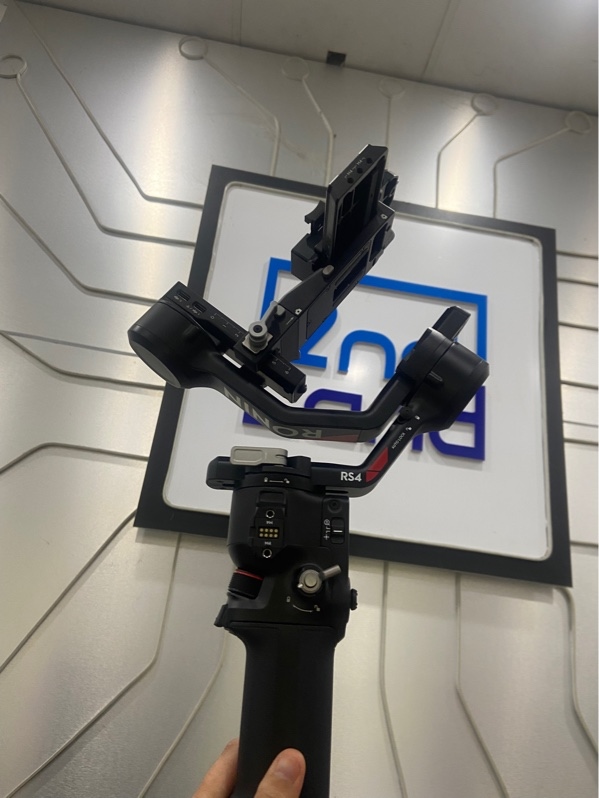 Gimbal DJI RS 4 - Bản Combo - Màu đen - Ngoại hình: 98% - FullBox