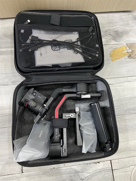 Gimbal DJI RS 4 Pro Combo - Màu đen - Ngoại hình: 99% - FullBox - Còn bảo hành đến 06/11/2026 1