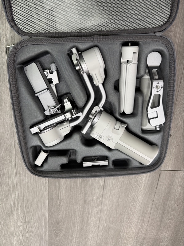 Gimbal DJI RS4 mini bản combo - Màu xám - Ngoại hình 98% - Đủ phụ kiện kèm túi