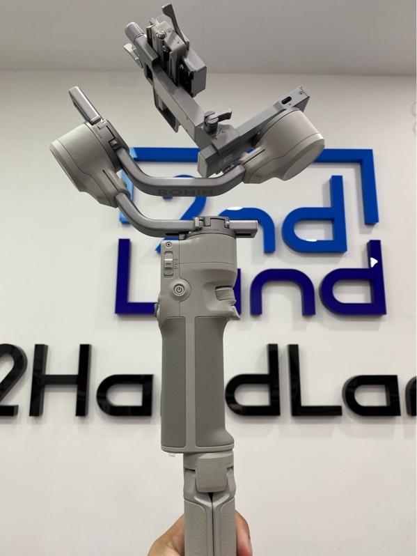 Gimbal DJI RS4 Mini - Màu đen - Ngoại hình: 97.5% - Đủ phụ kiện thiếu 2 dây cáp - Kèm túi
