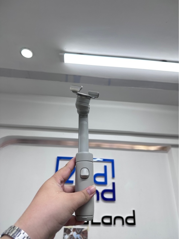 Gimbal Insta360 Flow - Màu xám - Ngoại hình 97.8% - Kèm nam châm gắn điện thoại