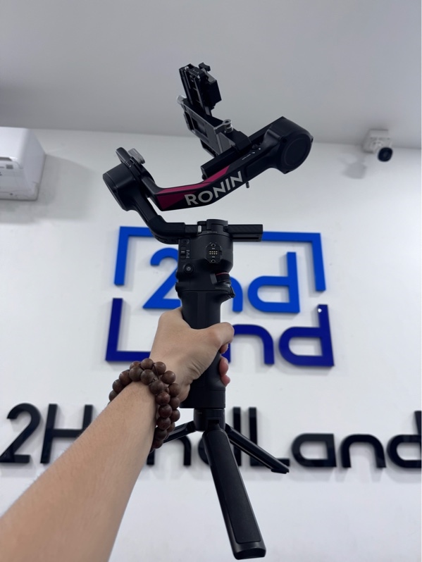 Gimbal máy ảnh DJI RS4 Pro - Màu đen - Ngoại hình 97,5% - Trầy xước nhẹ - Gần đủ phụ kiện