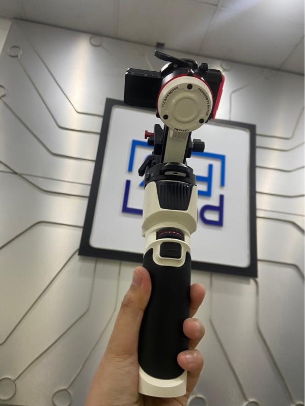 Gimbal Zhiyun Crane M3 - Màu trắng - Ngoại hình: 97% - Hơi ố, trầy xước nhẹ - Fullbox