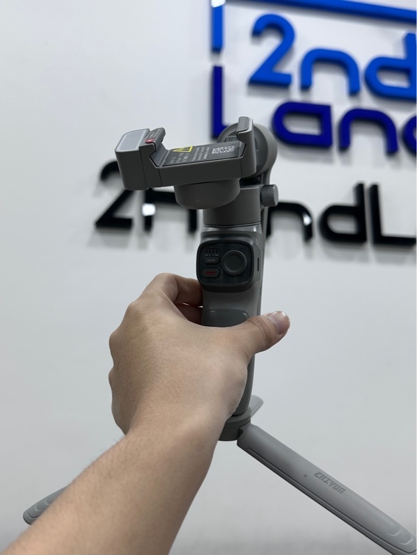 Gimbal Zhiyun Q3 - Màu xám - Ngoại hình 98% - Kèm box + tripox + cáp LK