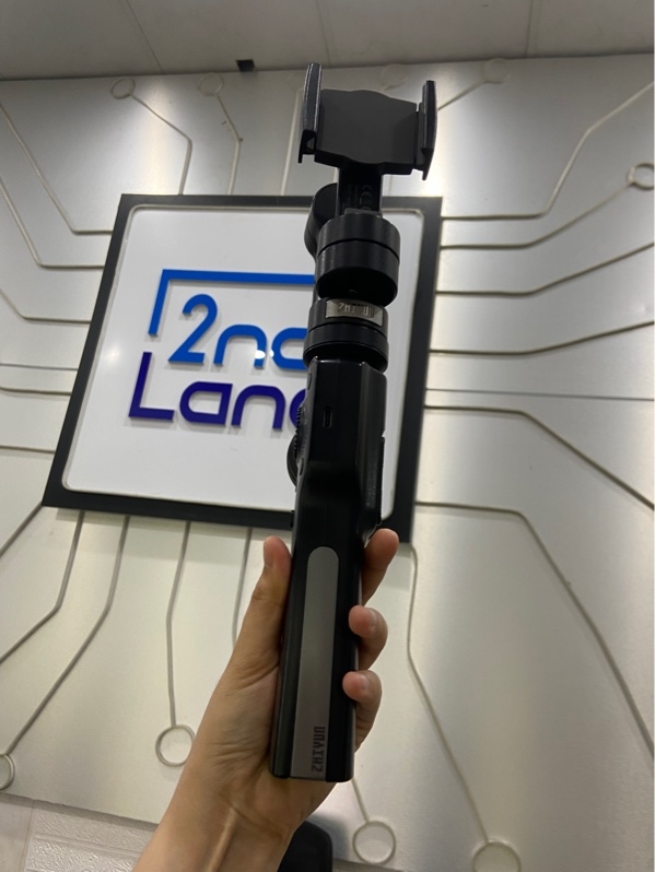 Gimbal Zhiyun Smooth 4 - Màu đen - Ngoại hình: 98% - Kèm box + tripods
