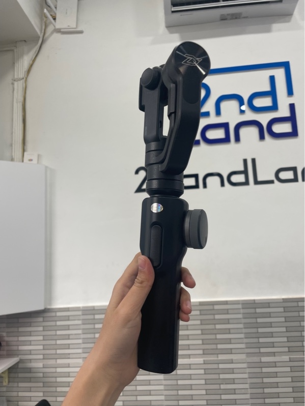 Gimbal zhiyun smooth 4 - Màu đen - Ngoại hình: 98% - Kèm hộp