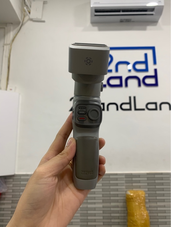 Gimbal Zhiyun Smooth Q3 - Màu xám - Ngoại hình: 97% - Body ố, đèn flash yếu - Body