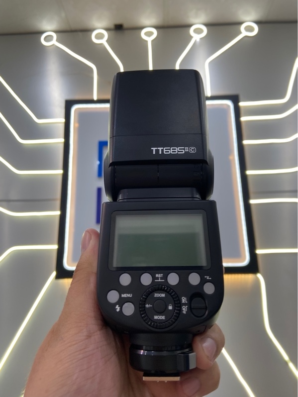 Godox TT685 Mark Il For Canon - Màu đen - Ngoại hình: 98% - Kèm túi