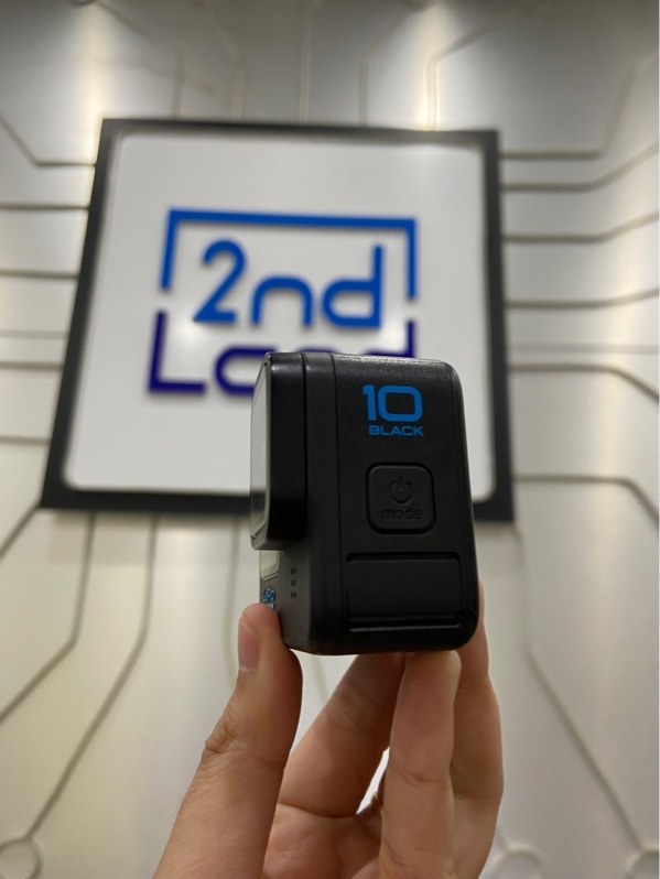 Gopro 10 Black - Màu đen - Ngoại hình: 97% - Trầy xước nhẹ - Kèm 2 pin ( 1 pin phù )