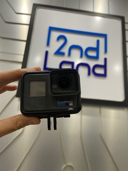 Gopro 6 Black - Màu đen - Ngoại hình: 97% - Cấn xước - Body - Kèm 1 pin + 1 đế + 2 case