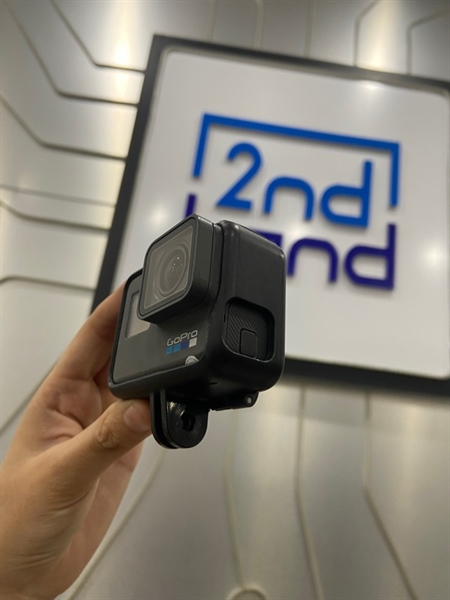 Gopro 6 Black - Màu đen - Ngoại hình: 97% - Cấn xước - Body - Kèm 1 pin + 1 đế + 2 case 1