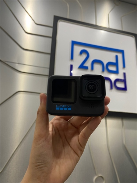 Gopro Black 11 - Màu đen - Ngoại hình: 98% - Kèm túi + 1 Pin + thẻ nhớ 128GB 1