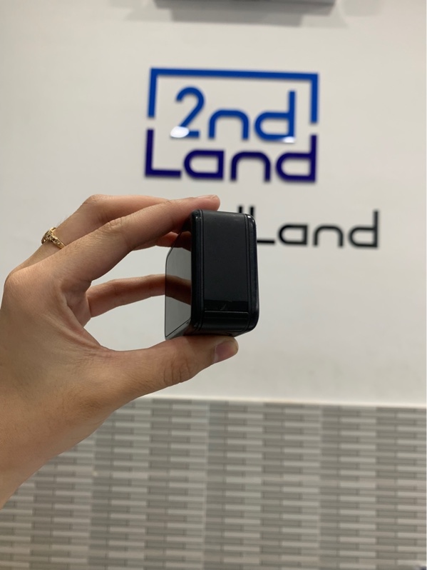 Gopro black 9 - Màu đen - Ngoại hình: 98% - Kèm 3 pin (1 pin phồng), 1 sạc, khung media mode