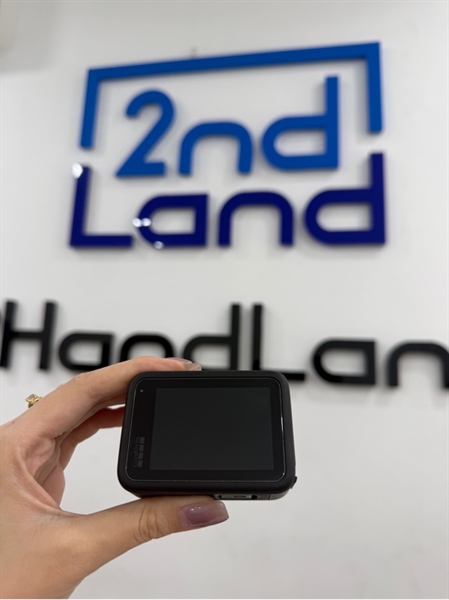 Gopro hero 13 black - Màu đen - Ngoại hình 98% - Kèm 1 case bảo vệ , 1 ốp cao su , 1 dây usb-c , 2 pin , 1 dock sạc , 1 túi , không thẻ nhớ 2