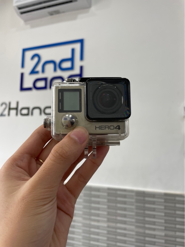 GoPro Hero 4 - Màu đen - Ngoại hình: 96% - Màn đen vài điểm pixel - Kèm 1 pin + ốp, không sạc