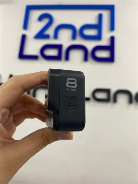 Gopro Hero 8 - Màu đen - Ngoại hình 97% - Kèm 2 pin chai , dock sạc , thẻ 128GB , phụ kiện đeo ngực , phụ kiện đỡ , túi 2