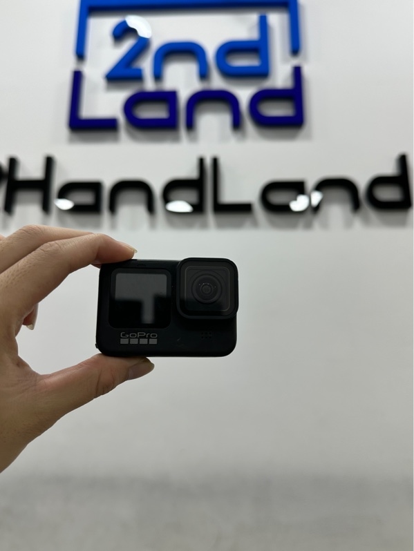 GoPro Hero 9 Black - Màu đen - Ngoại hình 97% - Kèm túi + 1 pin hơi yếu + + Ốp bảo vệ, ốp cao su + Đế cố định, 3 ốc khoá + Dây USB-C + Đầu đọc