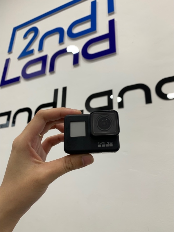 GoPro Hero Black 7 - Màu đen - Ngoại hình: 97% - Kèm 1 pin phồng + khung + tripod