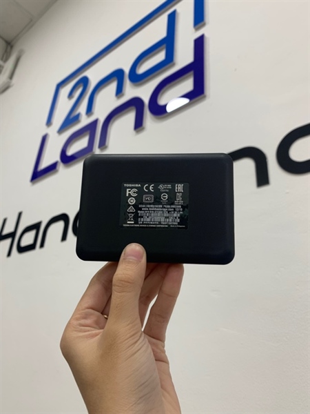 HDD di động Toshiba Canvio Advance, 2TB - Màu đỏ - Ngoại hình: 96% - Body, kèm túi 2