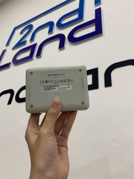 HDD di động WD My Passport Ultra, 2TB - Màu trắng - Ngoại hình: 97% - Body, kèm túi 2