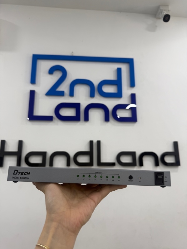 HDMI Splitter 1x8 3D 4kx2k - Model DT-7148 - Màu bạc - Ngoại hình 99% - Fullbox