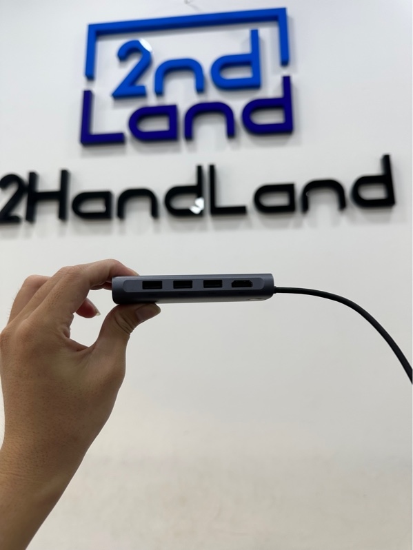 Hub chuyển đổi Ugreen CM121 50538 USB TYPE C SANG 3*USB - 8 in 1 - Màu đen - Ngoại hình 97% - Trầy ố cổng cắm oxi hoá - Body