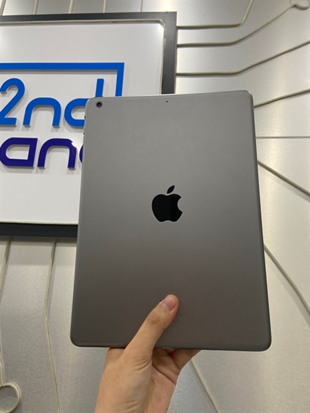 iPad Air 1 - LL/A - 32GB - Pin 81% - Màu xám - Ngoại hình: 97% - Body