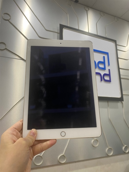 iPad Air 2 - 64GB - 2X/A - ios 15.7.3 - Pin 100% - Màu vàng đồng - Ngoại hình 97%