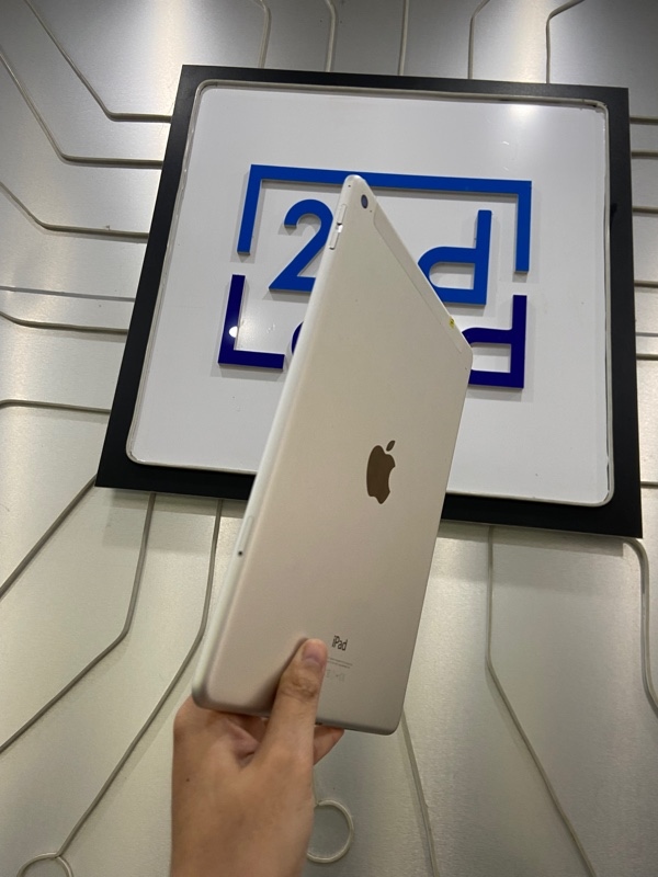 iPad Air 2 - Bản 3G - J/A - 64GB - Pin 95% - Màu bạc - Ngoại hình: 97% - Body