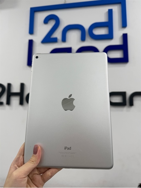 iPad Air 2 - LL/A - IOS 15.8.3 - Wifi - 128GB - Màu bạc - Pin thay 100% - Ngoại hình 98% - Màn ám hồng , phản quang - Kèm Box , sạc 1