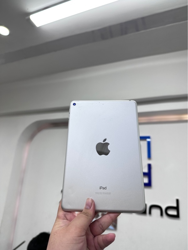 iPad Air 3 - 4G - LL/A - IOS 26.3.1 (a) - 64GB - Màu bạc - Pin 93% - Ngoại hình 97.5% - Màn ám hồng - Body
