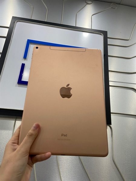 iPad Air 3 - ZA/A - 4G - 64GB - Pin 100% - Màu vàng gold - Ngoại hình: 97% - viền ám xanh , phản quang 2 đốm, cấn góc - Body