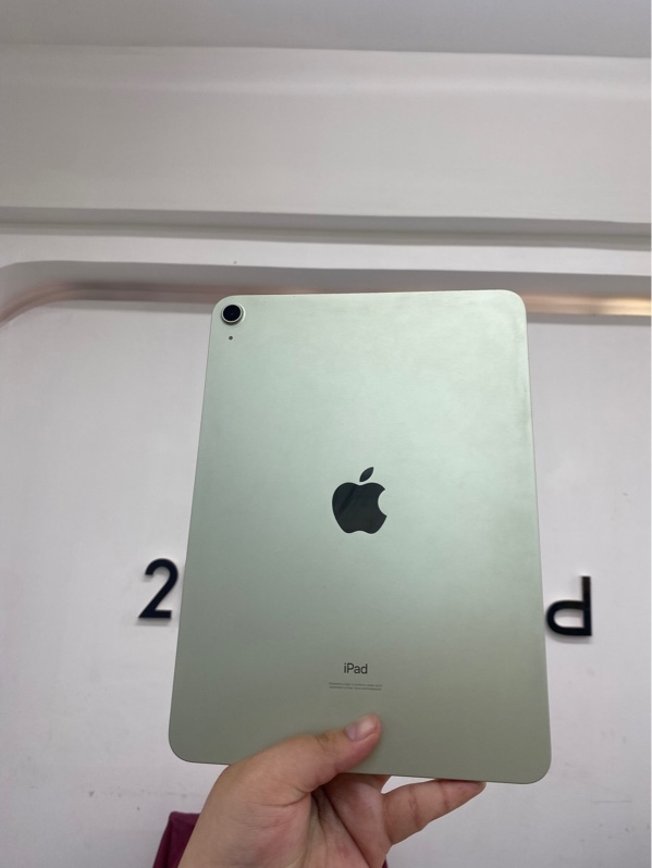 iPad Air 4 - ZA/A - Bản Wifi - 64Gb - IOS 26.2 - Màu xanh lá - Pin 83% chu kỳ 586 - Ngoại hình 97% - Vỏ cong nhẹ - Body