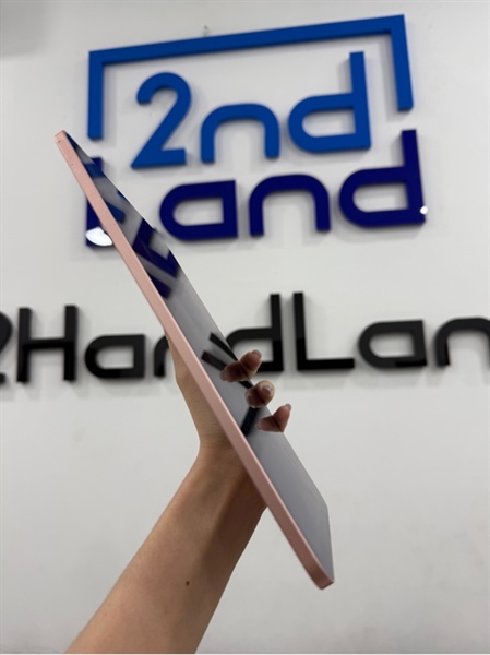 iPad Air 4 - ZA/A - IOS 15.2 - Wifi - 64GB - Màu hồng - Pin thay 100% - Ngoại hình 97% - Màn ám hồng , hở sáng viền , cấn 1 chỗ , sườn cong nhẹ - Kèm sạc 1