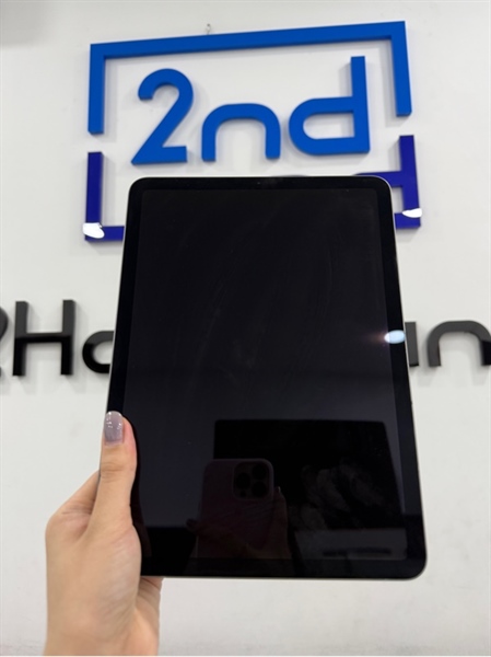 iPad Air 4 - ZA/A - IOS 18.3 - Wifi - 256GB - Màu xám - Pin thay 100% - Ngoại hình 97% - Màn ám hồng , 1 đốm phản quang - Kèm sạc 2