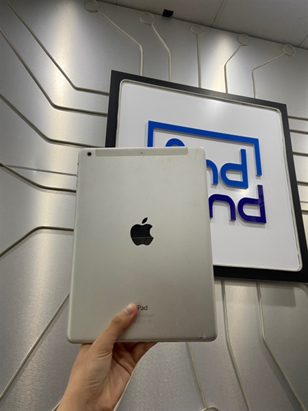 iPad Air Gen 1 - J/A - 16GB - IOS 12.5 - Bản 3G - Pin 86% - Màu bạc - Ngoại hình: 97% - màn ép kính - Body