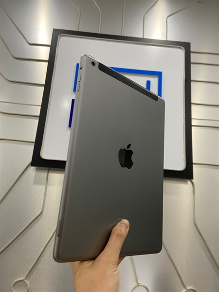 iPad Air Gen 1 - ZP/A - 32GB - Bản 4G - IOS 12.5.5 - Pin 90% - Màu xám - Ngoại hình: 97% - Xước cấn sườn, viềm ám xanh lá , chấm phản quang - Body 1