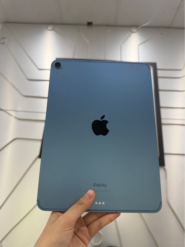 iPad Air Gen 5 - J/A - lte - 64gb - Màu xanh - Pin 91% - Ngoại hình 97% - Body