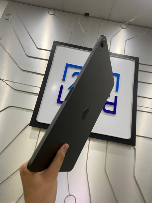 iPad Air Gen 5 - ZA/A - Bản Wifi - 64GB - Pin 100% thay new - Màu xám - Ngoại hình: 97% - Kèm Box