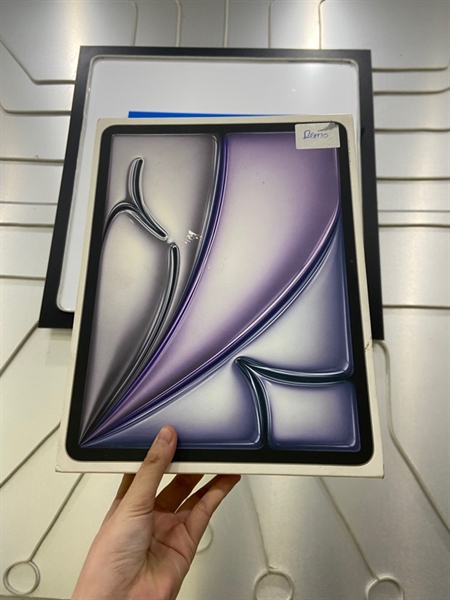 iPad Air M2 13 inch - ZA/A - 128GB - Bản Wifi - Pin 92 (Chu kì sạc 138) - Màu xám - Ngoại hình: 99% - Mã hàng trưng bày - FullBox 3