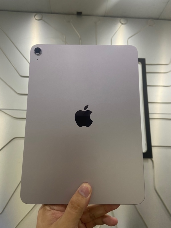 iPad Air M4 11 inch - Bản Wifi - ZA/A - 128GB - Chu kỳ sạc 13 - Pin 100% - Màu tím - Ngoại hình: 98% - Kèm Box